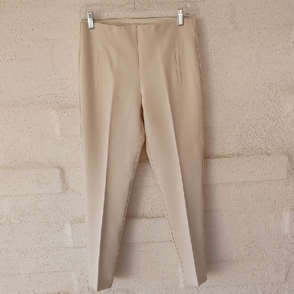 Chico's Pants - Chico's Cream Color Ankle Length Legging, Stretch, Like New